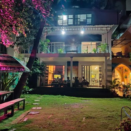 Urban Nomads Pune Riverside Colive Cowork Hostel Exterior photo