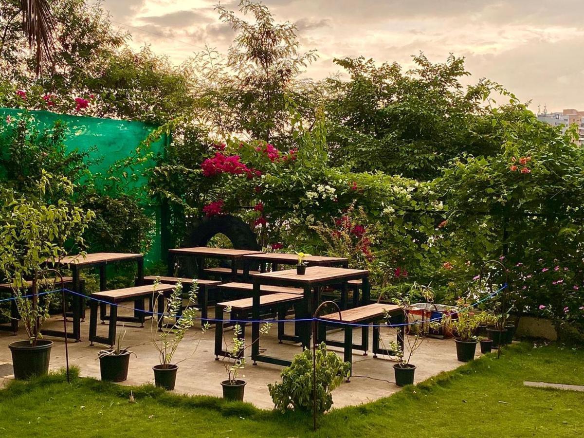 Urban Nomads Pune Riverside Colive Cowork Hostel Exterior photo