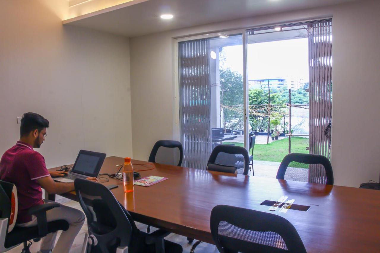 Urban Nomads Pune Riverside Colive Cowork Hostel Exterior photo