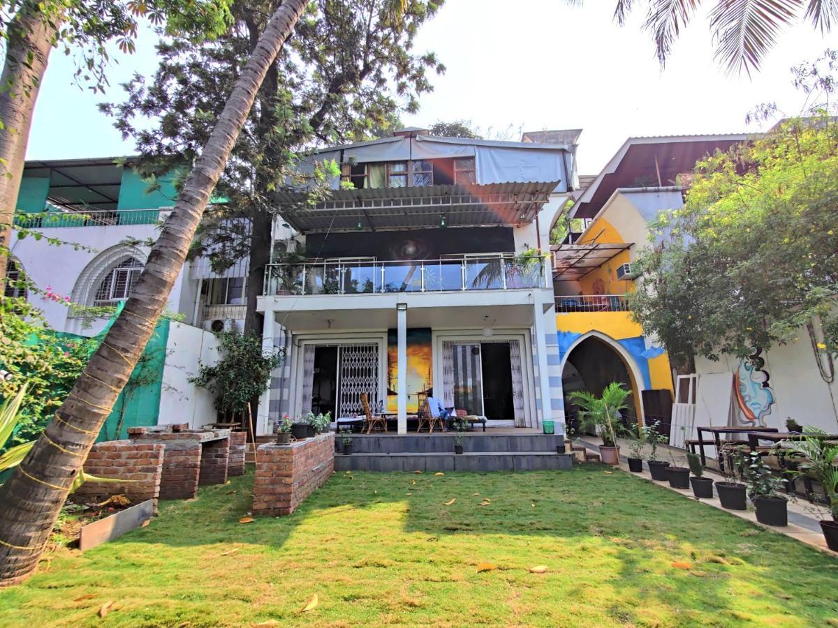 Urban Nomads Pune Riverside Colive Cowork Hostel Exterior photo